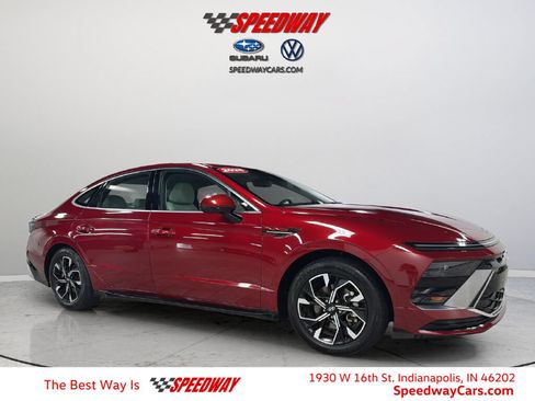 Used 2025 Hyundai Sonata SEL FWD image 1