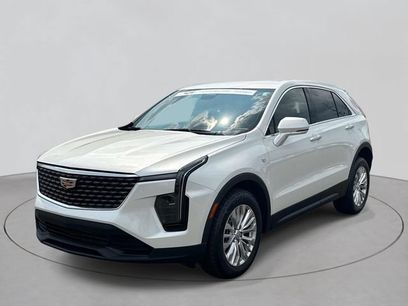 Certified 2024 Cadillac XT4 Luxury w/ Cold Weather Package