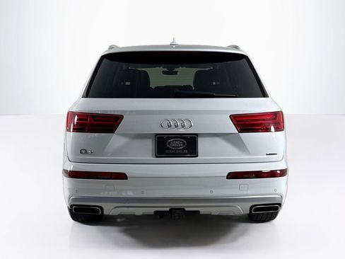 Used 2019 Audi Q7 3.0T Prestige w/ Prestige Package image 4