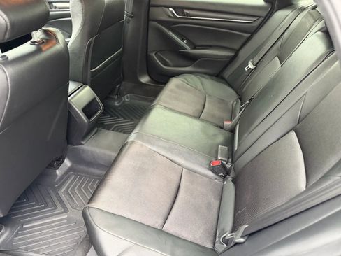 Used 2019 Honda Accord Sport image 18