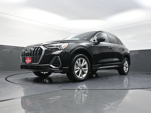 Used 2025 Audi Q3 2.0T Premium AWD/4WD image 33