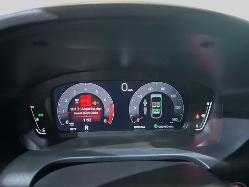 Used 2025 Acura ADX A-Spec AWD/4WD image 35