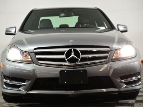Used 2013 Mercedes-Benz C 300 Sport image 5