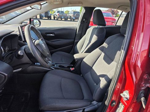 Used 2021 Toyota Corolla LE FWD image 7
