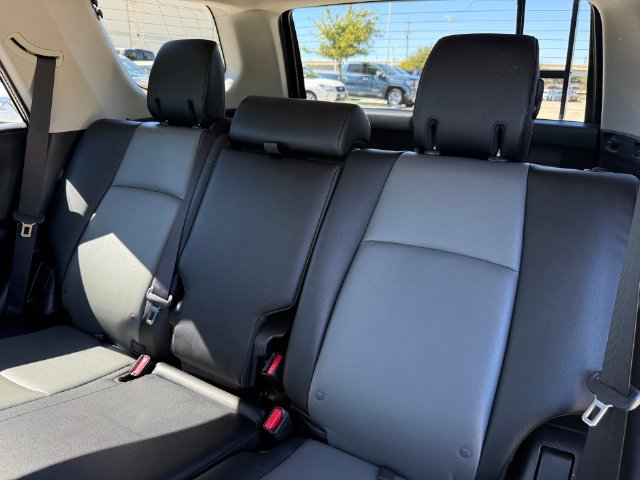 Used 2023 Toyota 4Runner SR5 Premium w/ Moonroof Package AWD/4WD image 24