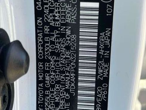 Used 2022 Toyota Prius Prime XLE FWD image 21