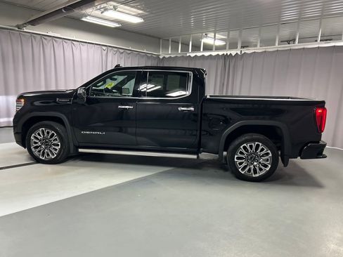 Used 2023 GMC Sierra 1500 Denali Ultimate image 4