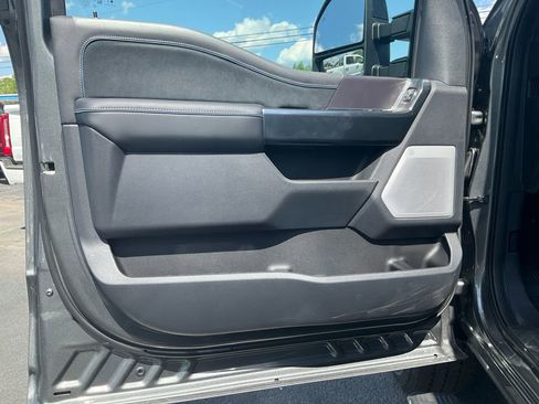 New 2026 Ford F250 Platinum AWD/4WD image 17