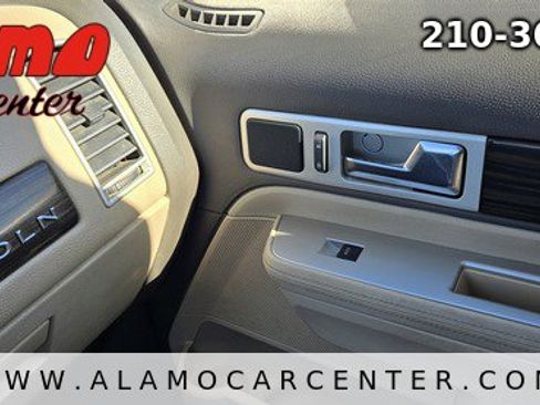 Used 2010 Lincoln MKX FWD image 39