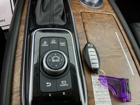 Used 2024 Nissan Armada SL w/ Captain's Chairs Package AWD/4WD image 24