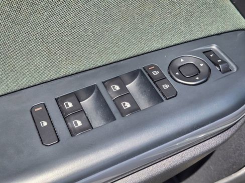 Certified 2025 Kia K4 GT-Line Turbo FWD image 16