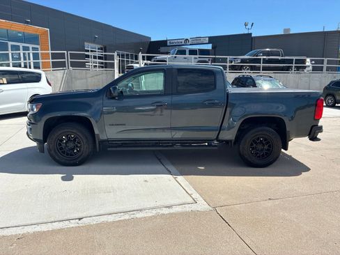 Used 2019 Chevrolet Colorado Z71 AWD/4WD image 2