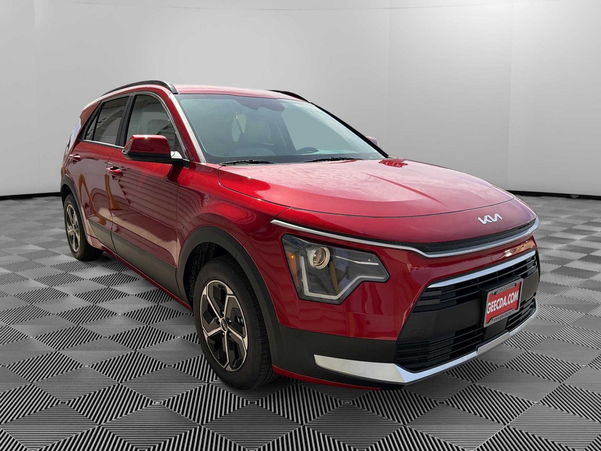 New 2026 Kia Niro EX FWD image 3