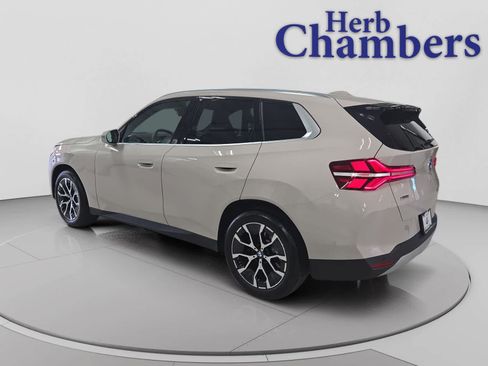 Used 2025 BMW X3 xDrive30i w/ Premium Package AWD/4WD image 3