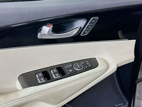 Used 2017 Kia Sorento SX FWD image 18