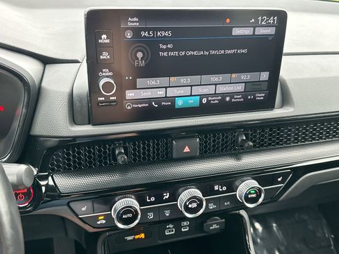 Used 2024 Honda CR-V Sport Touring image 16