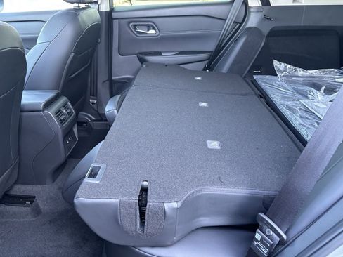 New 2026 Nissan Rogue SV image 25