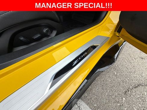 Certified 2025 Chevrolet Corvette Z06 w/ Stealth Interior Trim Package RWD image 20