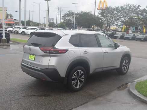 Used 2023 Nissan Rogue SV FWD image 11