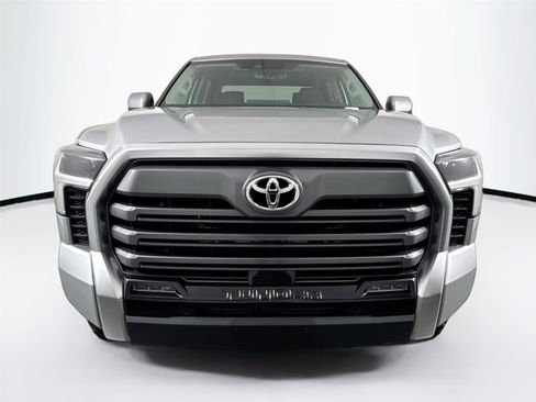 Used 2023 Toyota Tundra Limited w/ Power Package AWD/4WD image 9