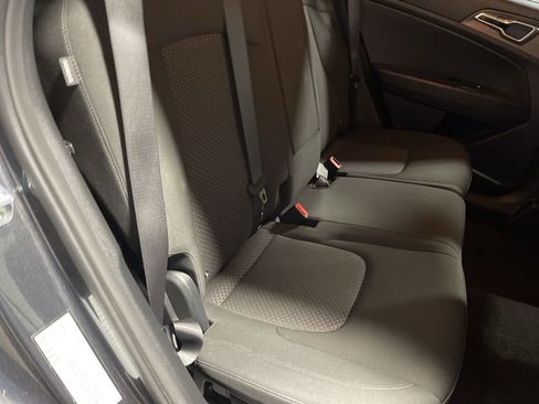 Used 2024 Kia Sportage LX image 12