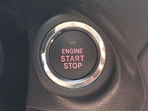 Used 2025 Subaru Ascent Onyx Edition image 24