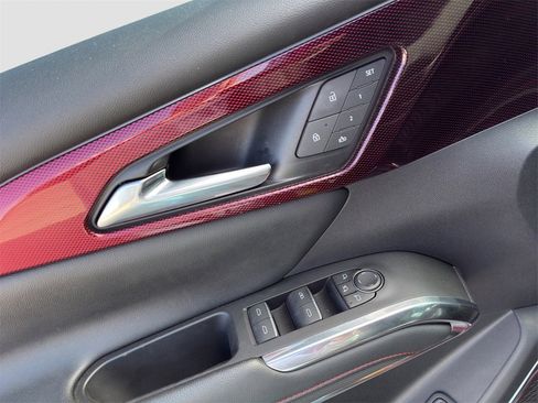 Used 2024 Chevrolet Traverse RS w/ LPO, Cargo Package image 10