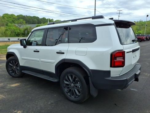 Used 2026 Toyota Land Cruiser w/ Premium Package AWD/4WD image 33