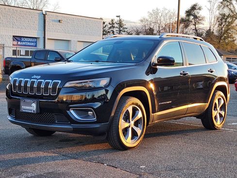 Used 2020 Jeep Cherokee Limited image 7