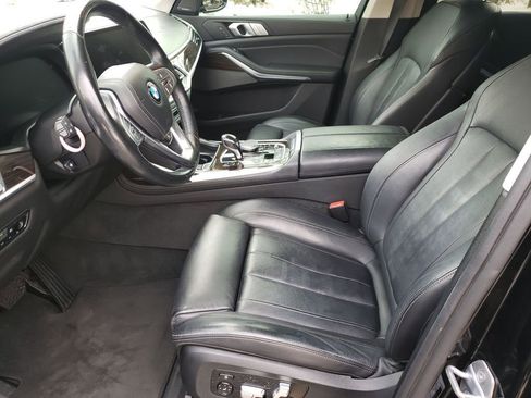 Used 2019 BMW X7 xDrive40i w/ Premium Package AWD/4WD image 9