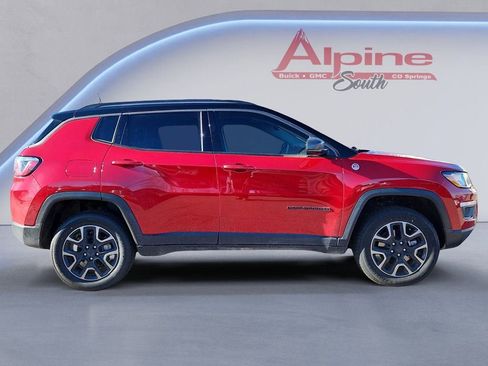 Used 2019 Jeep Compass Trailhawk w/ Cold Weather Group image 6