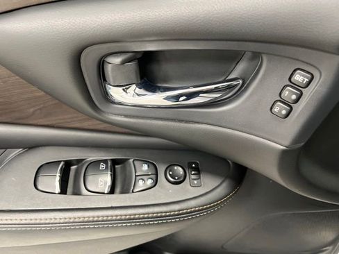 Used 2021 Nissan Murano Platinum w/ Cargo Package AWD/4WD image 23