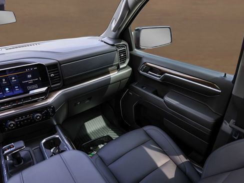 Used 2024 Chevrolet Silverado 1500 LT Trail Boss w/ Convenience Package II AWD/4WD image 26