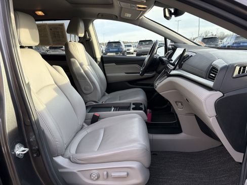 Used 2024 Honda Odyssey EX-L image 32