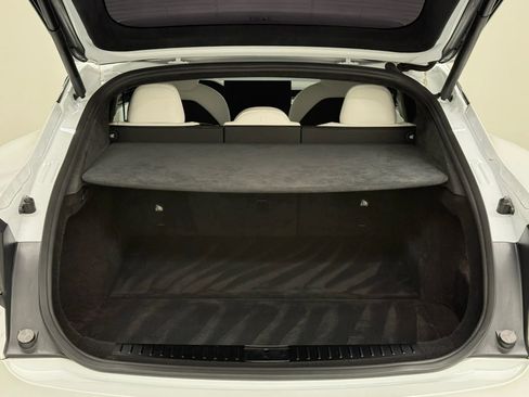 Used 2022 Tesla Model S Plaid image 26