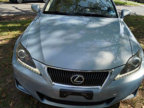 Used 2012 Lexus IS 250 AWD image 2