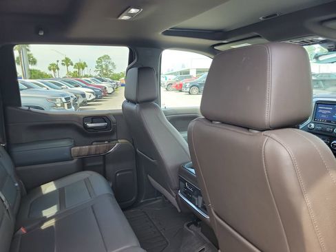 Used 2021 GMC Sierra 1500 Denali w/ Denali Ultimate Package AWD/4WD image 32
