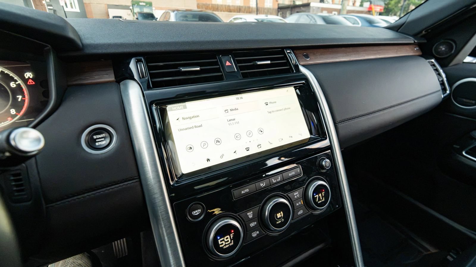 Used 2020 Land Rover Discovery HSE AWD/4WD image 45