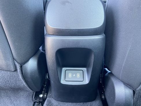 Used 2024 Hyundai Elantra SEL FWD image 48