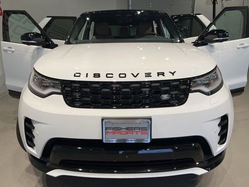 Used 2024 Land Rover Discovery Dynamic SE image 57
