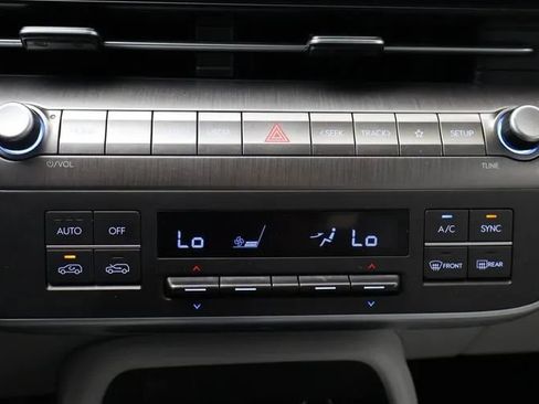 Used 2024 Hyundai Kona SEL FWD image 33
