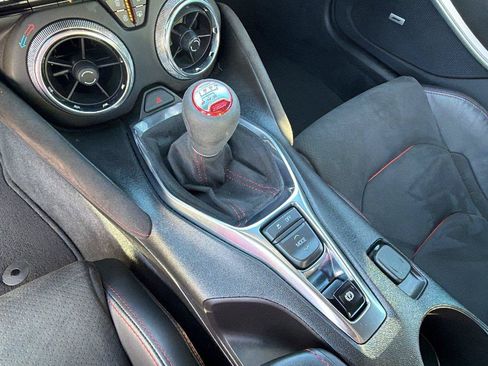 Used 2023 Chevrolet Camaro ZL1 RWD image 27