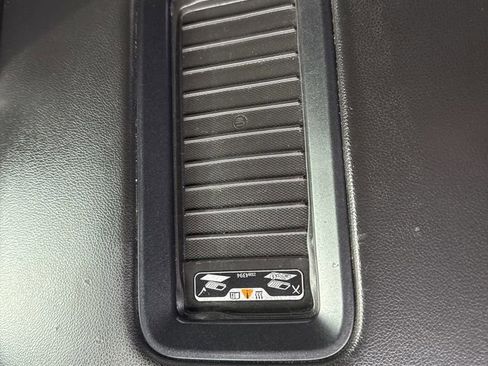 Used 2019 Chevrolet Silverado 2500 High Country w/ Duramax Plus Package image 34