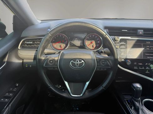 Used 2019 Toyota Camry XSE FWD image 20