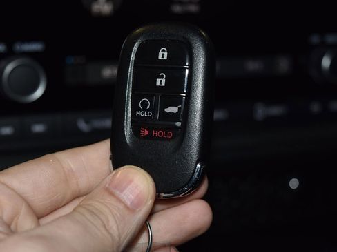 Used 2024 Honda CR-V Sport image 17