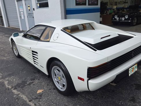 Used 1988 Ferrari Testarossa image 3