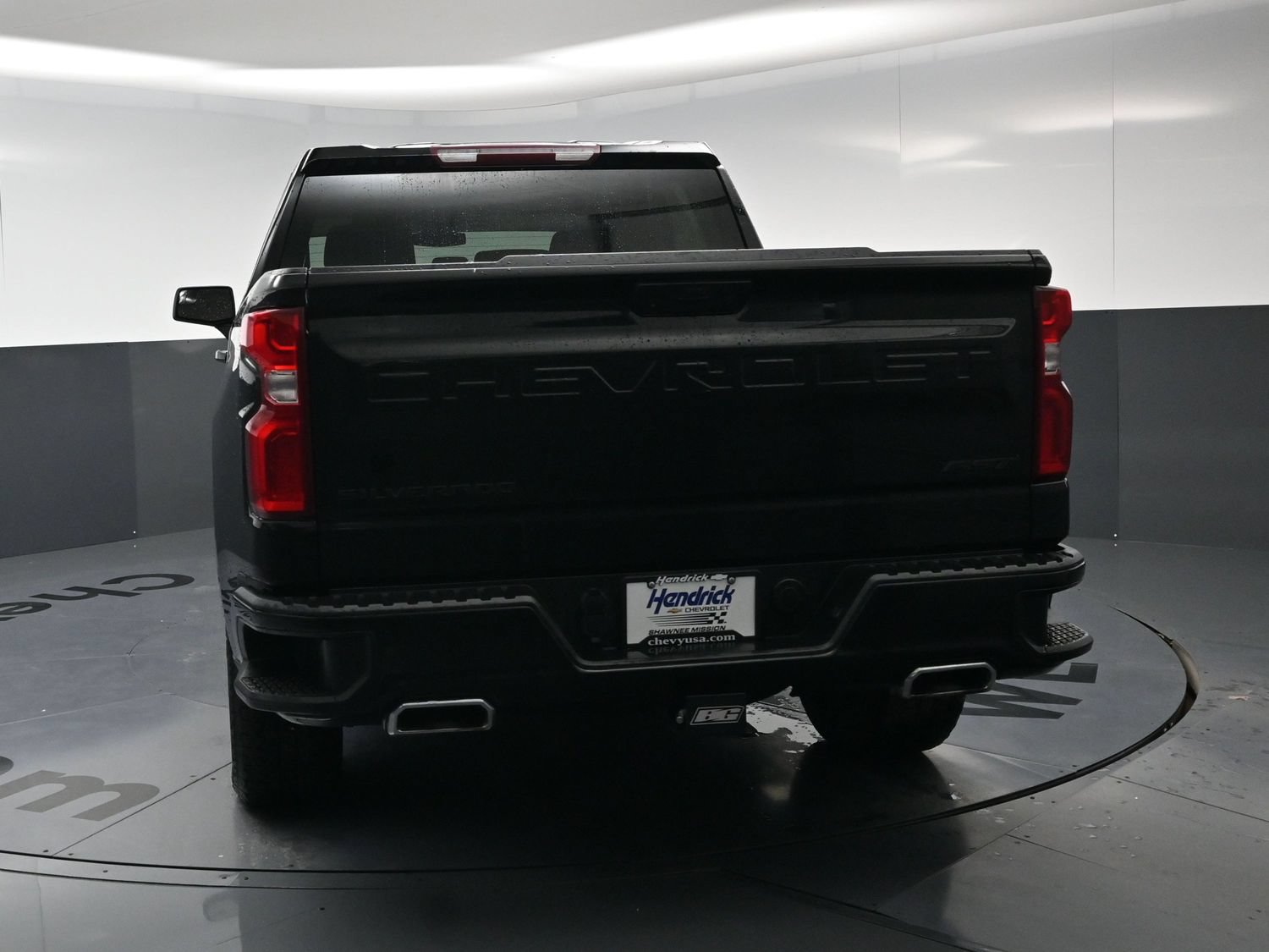 Used 2023 Chevrolet Silverado 1500 RST w/ Z71 Off-Road Package AWD/4WD image 8