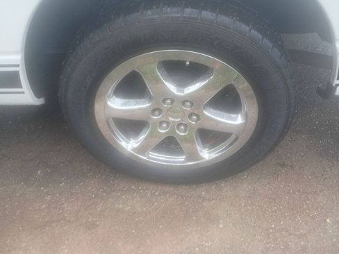 Used 2005 Ford F150 XL RWD image 16