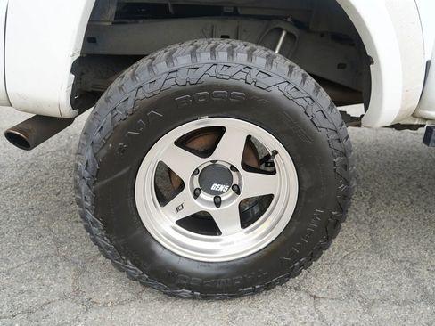 Used 2015 Toyota Tacoma PreRunner image 8