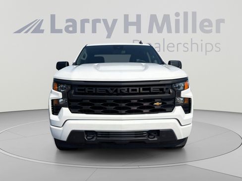 Used 2022 Chevrolet Silverado 1500 Custom AWD/4WD image 8